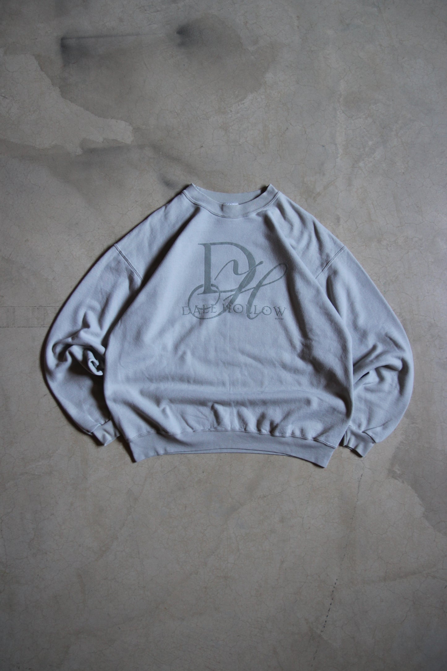 Vintage '96 Dale Hollow Crewneck (L)