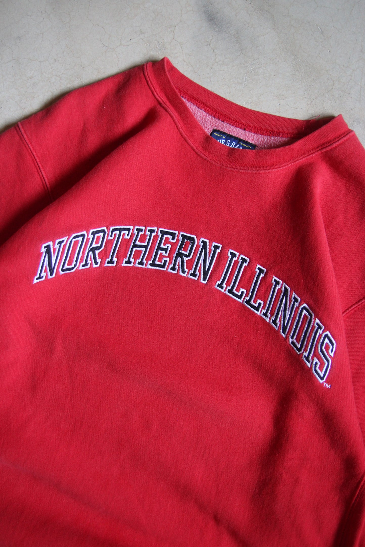 Vintage Northern Illinois Crewneck (XXL)