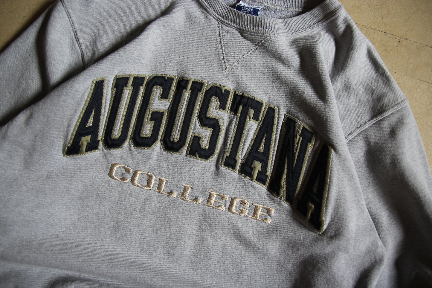 Vintage 90s Augustana College Crewneck (L)