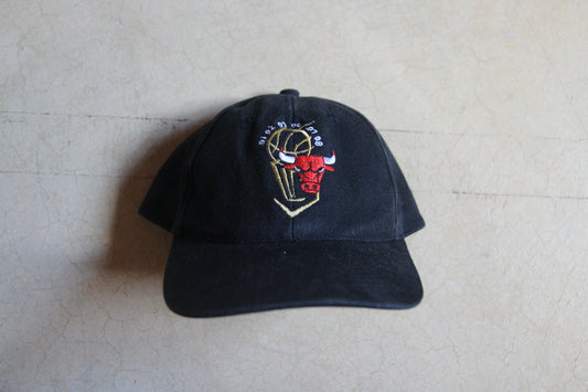 Vintage 90s Chicago Bulls Championships Hat