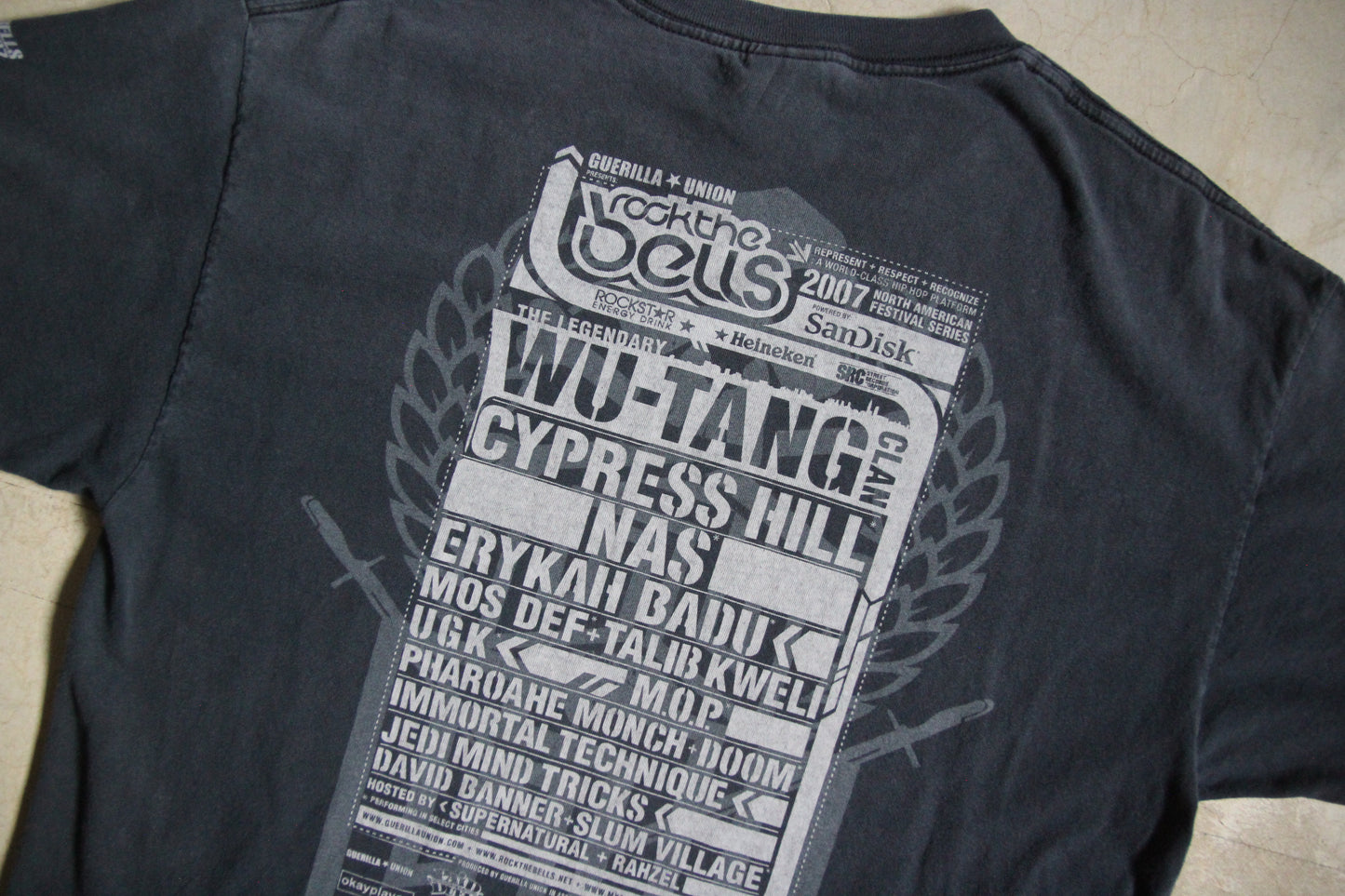 '07 "Rock the Bells" Festival Shirt (L)